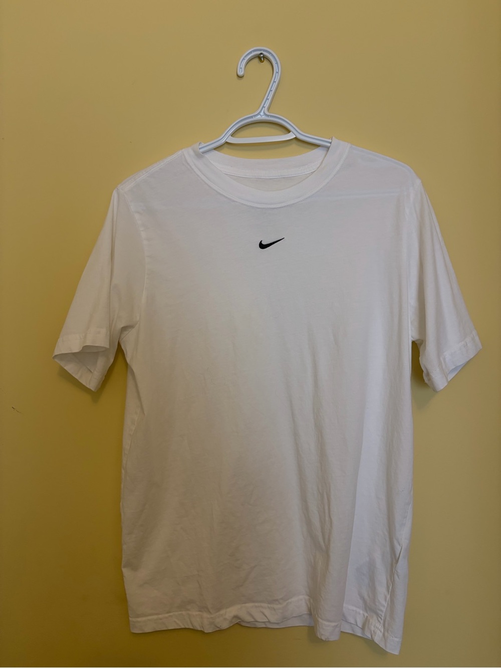 Nike White Short Sleeve Tee with Black Swoosh Logo